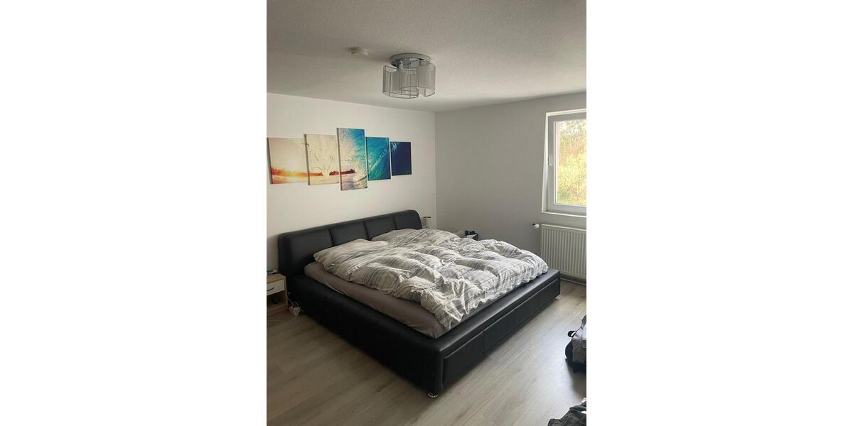 Dachgeschoßwohnung Moers Schwafheim - 3 Zimmer, 84 m&sup2;, 850&euro; | Angebot:25580224