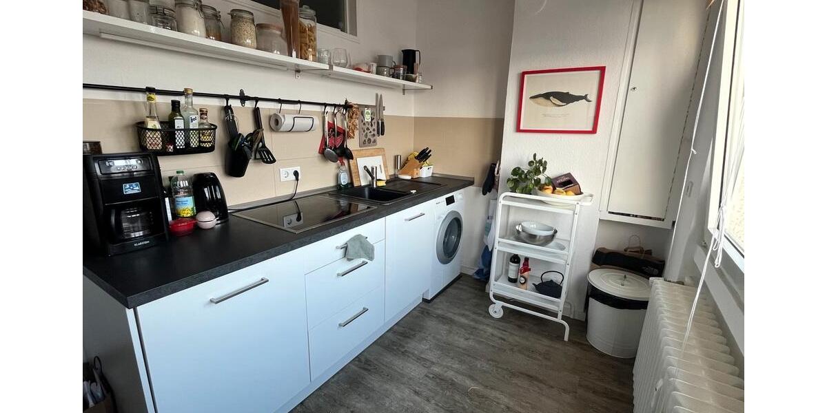 Spacious Rooftop Terrace, Bright Furnished Sublet in Flingern 2.5 zimmer
