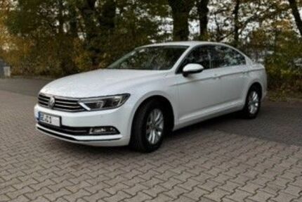 VW Passat 105.100 km 14.800 &euro; Recklinghausen 45661