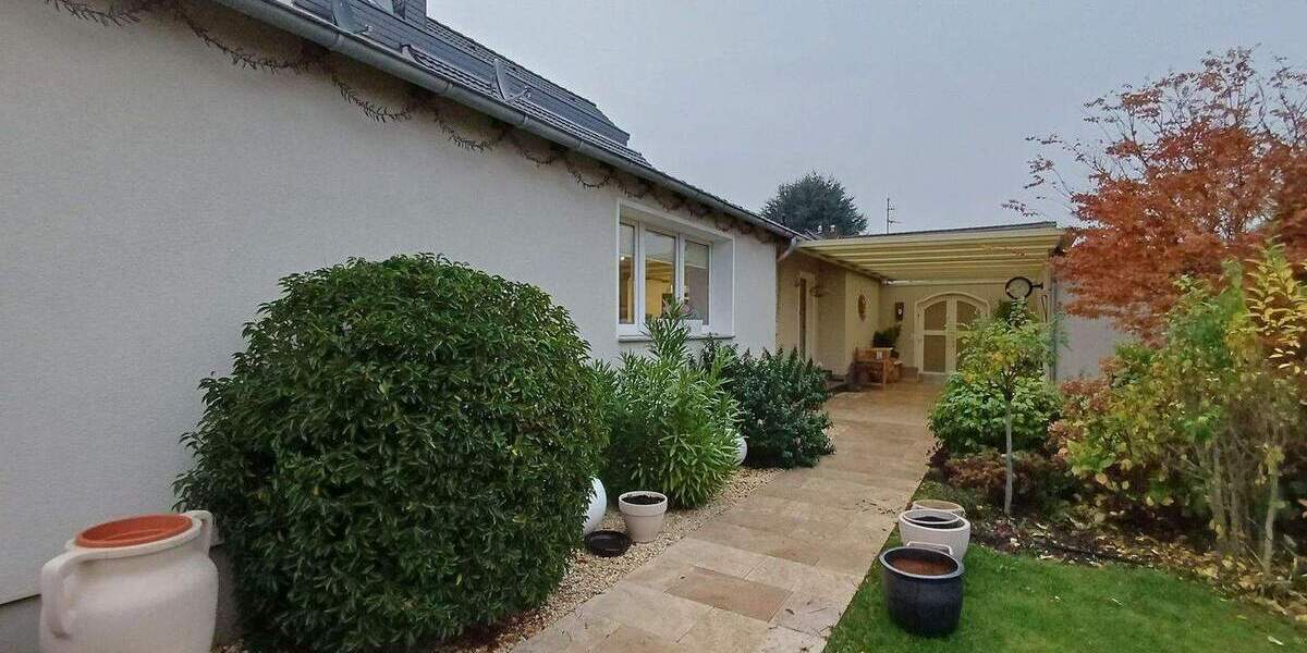 Doppelhaushälfte Düsseldorf Vennhausen - 4 Zimmer, 122 m&sup2;, 639.000&euro; | Angebot:25363135