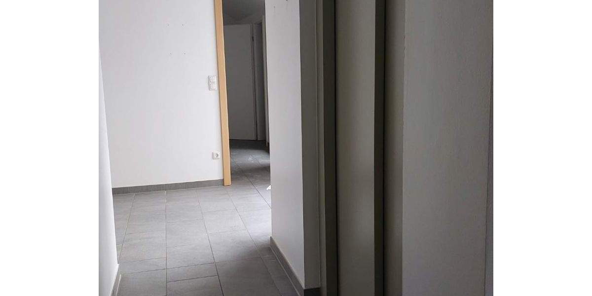 Etagenwohnung Gladbeck Mitte - 3 Zimmer, 134 m&sup2;, 1.200&euro; | Angebot:24247300