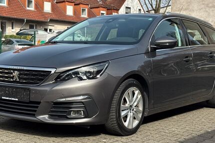 Peugeot 308 124.300 km 8.950 &euro; Essen 45327