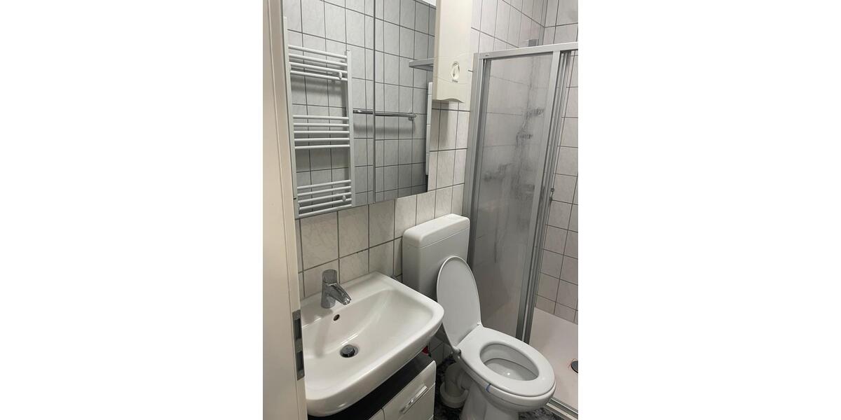 Erdgeschoßwohnung Krefeld Fischeln - 1 Zimmer, 38 m&sup2;, 750&euro; | Angebot:26355295