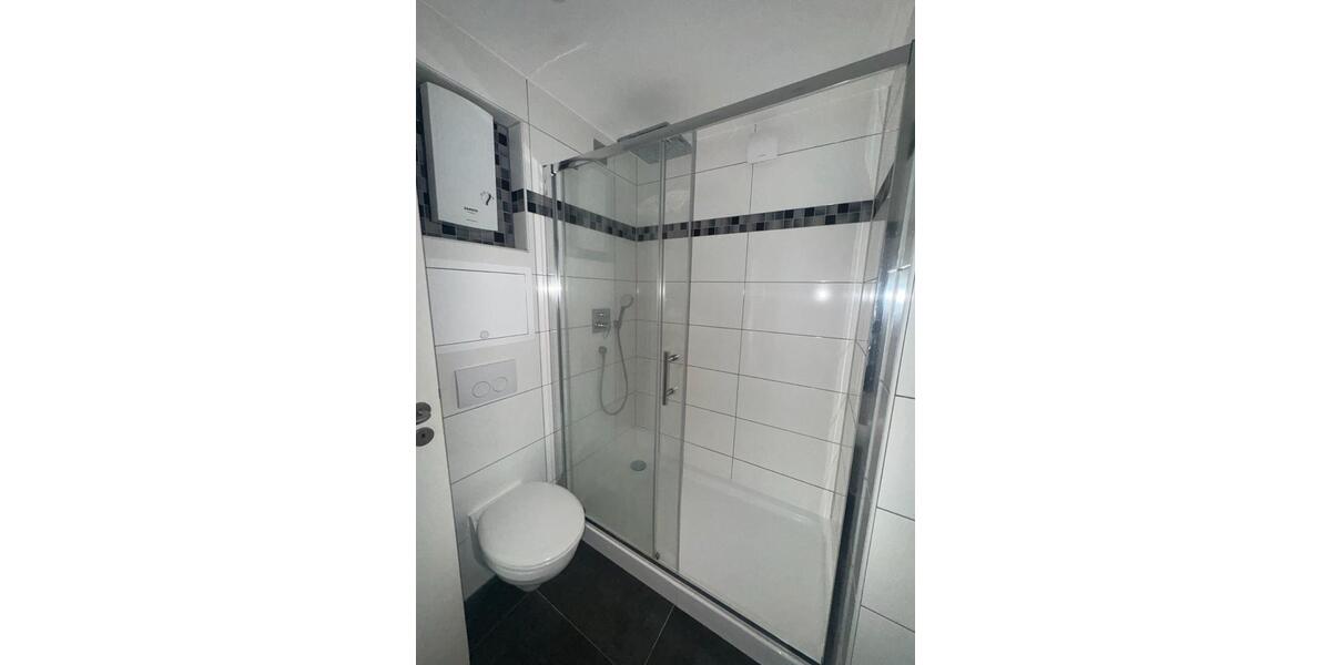 Dachgeschoßwohnung Krefeld Benrad - 2 Zimmer, 60 m&sup2;, 750&euro; | Angebot:26536681