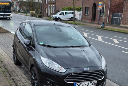 Ford Fiesta 211.500 km 3.900 &euro; Meerbusch 40670