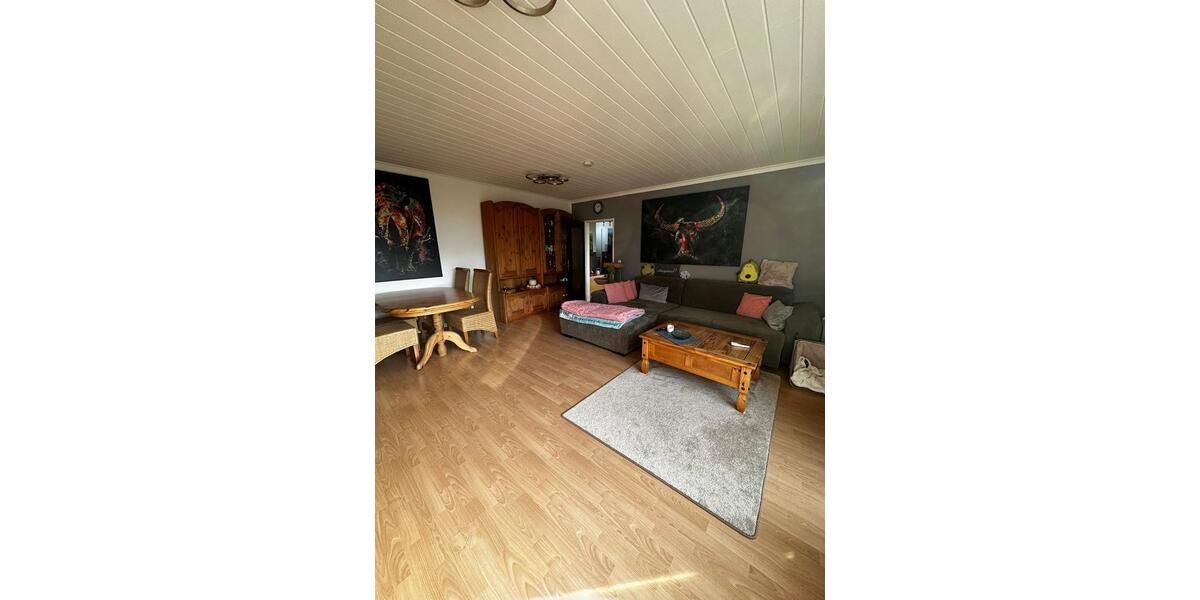 Dachgeschoßwohnung Krefeld Fischeln - 2 Zimmer, 64 m&sup2;, 810&euro; | Angebot:26355279