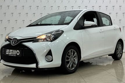 Toyota Yaris 36.058 km 9.790 &euro; Oberhausen 46149