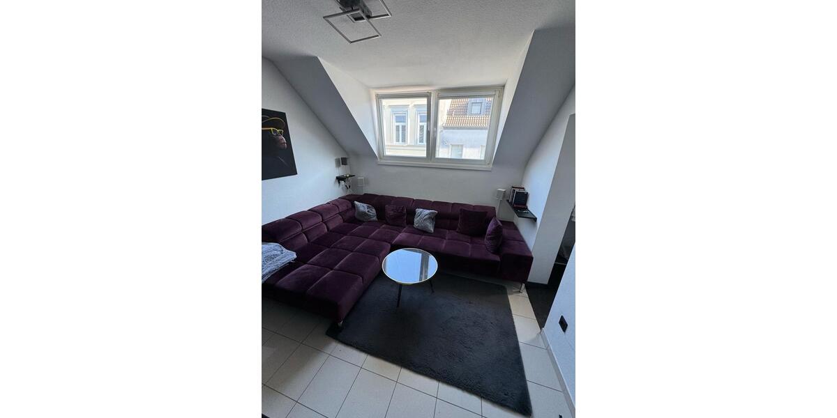 Dachgeschoßwohnung Tönisvorst - 2.5 Zimmer, 55 m&sup2;, 890&euro; | Angebot:25216075