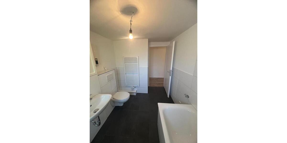 Etagenwohnung Gelsenkirchen Gelsenkirchen-Mitte - 3 Zimmer, 76 m&sup2;, 520&euro; | Angebot:26358534