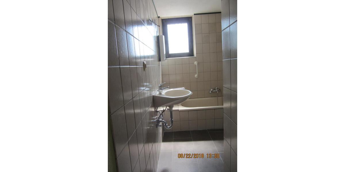 Mehrfamilienhaus, Wohnhaus Duisburg Mittelmeiderich - 16 Zimmer, 424 m&sup2;, 450.000&euro; | Angebot:27168589