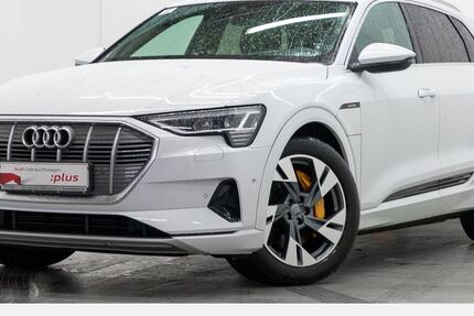 Audi e-tron 54.584 km 31.980 &euro; Oberhausen 46047