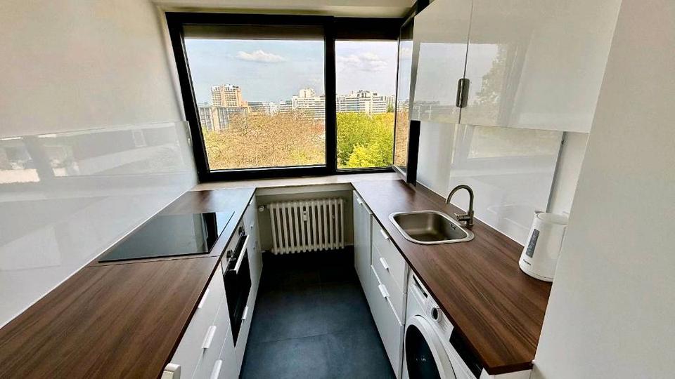 Etagenwohnung Düsseldorf Oberbilk - 2 Zimmer, 66 m&sup2;, 1.550&euro; | Angebot:26227595