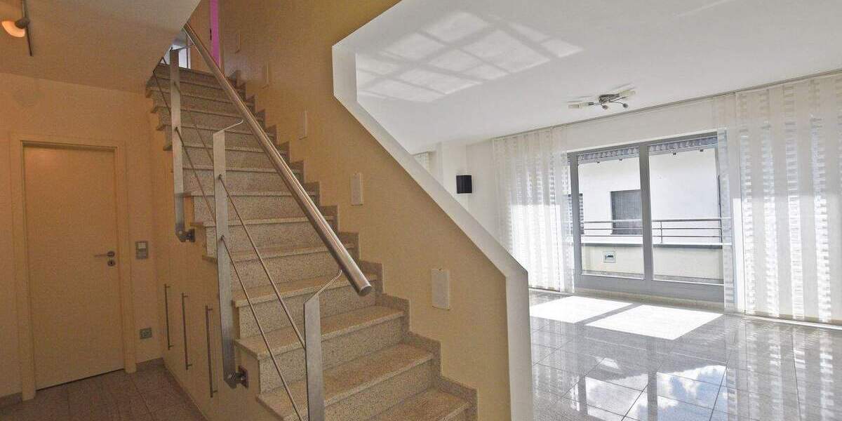 Moderne Penthouse-Maisonette-Wohnung in Essen-Bredeney 4 zimmer