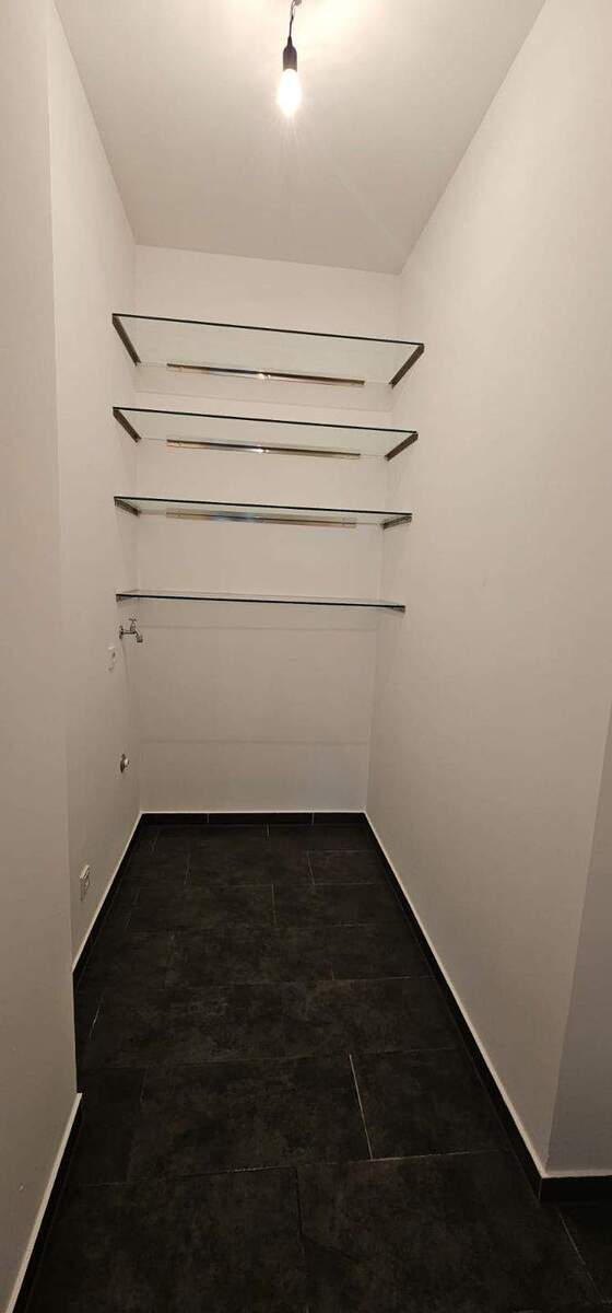 Sehr schöne sanierte 2 Zimmer Wohnung mit Balkon in Moers zu vermieten 2 zimmer