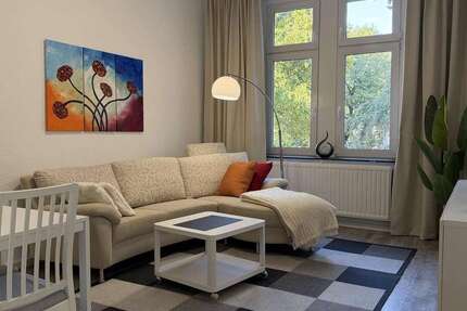 Wohnung Düsseldorf Rath - 2.5 Zimmer, 60 m&sup2;, 1.160&euro; | Angebot:27159792
