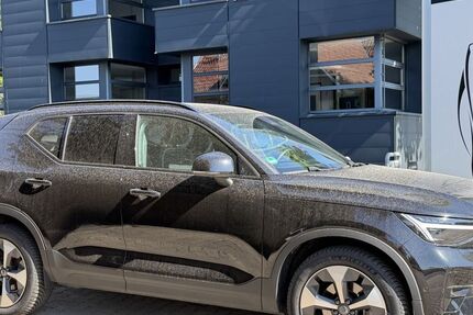 Volvo XC40 14.152 km 32.500 &euro; Krefeld 47805