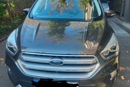 Ford Kuga 33.000 km 12.490 &euro; Meerbusch 40668