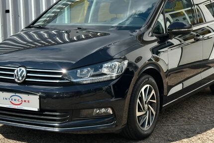 VW Touran 180.000 km 13.900 &euro; Krefeld 47799