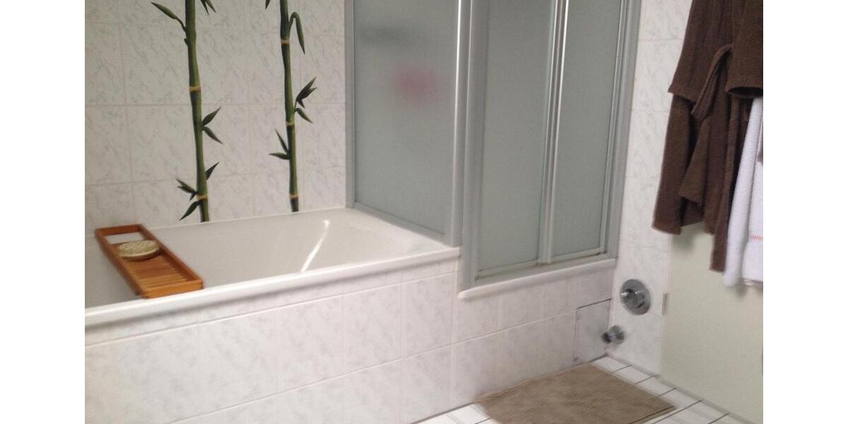 Dachgeschoßwohnung Bochum Eppendorf - 2.5 Zimmer, 63 m&sup2;, 508&euro; | Angebot:25398243