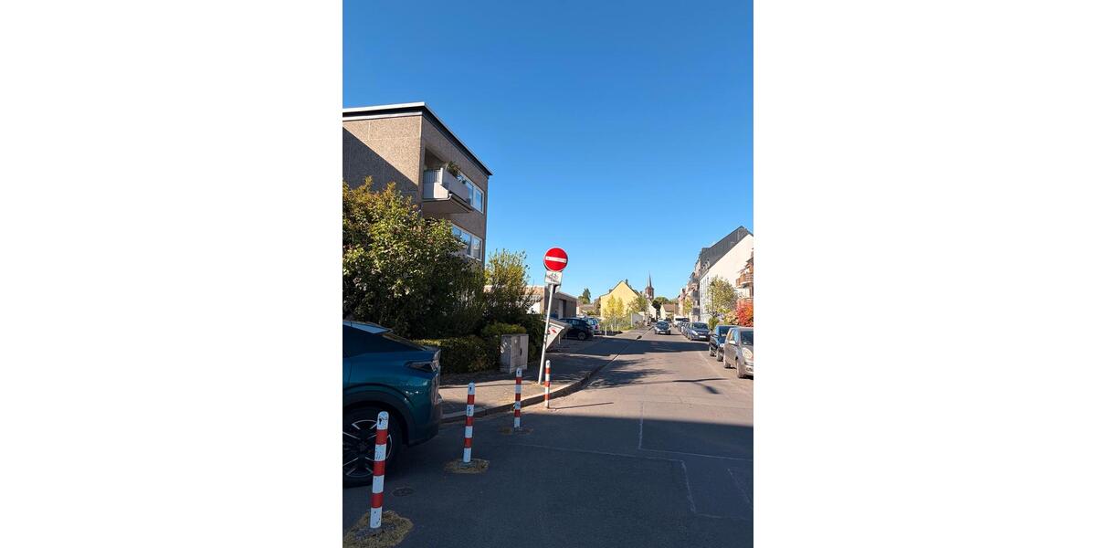 Etagenwohnung Düsseldorf Heerdt - 3 Zimmer, 83 m&sup2;, 2.100&euro; | Angebot:26393883