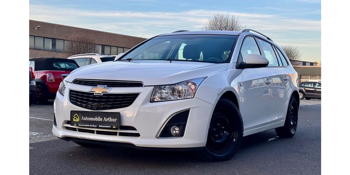 Chevrolet Cruze 186.000 km 5.500 &euro; Düsseldorf 40233