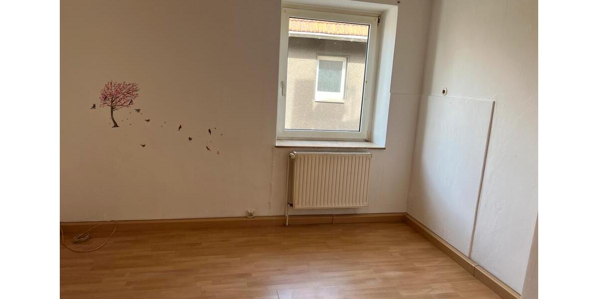 Etagenwohnung Bochum Günnigfeld - 3 Zimmer, 70 m&sup2;, 670&euro; | Angebot:26231923