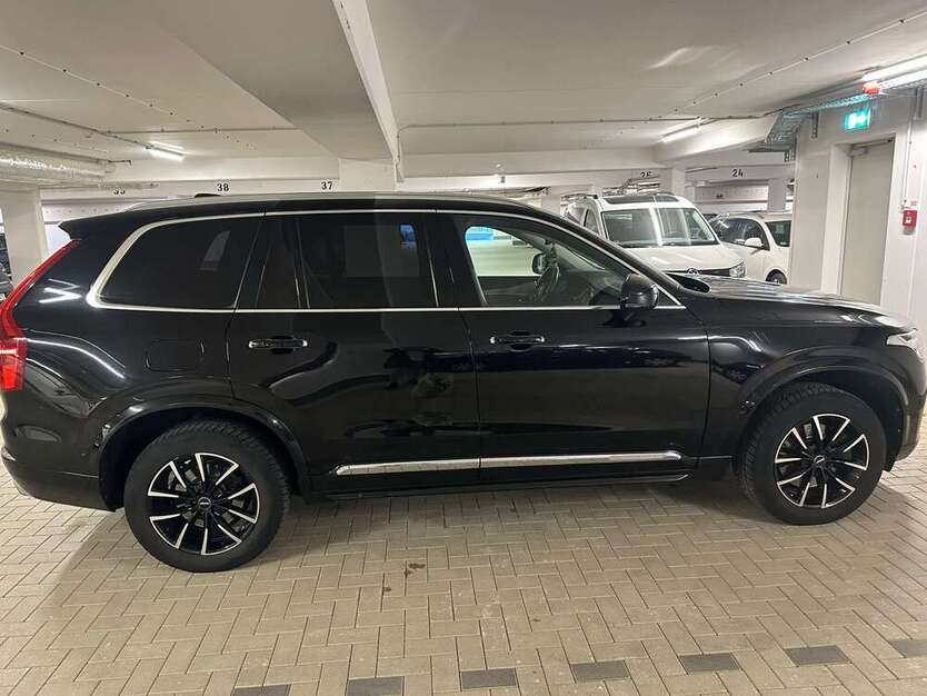 Volvo XC90 268.000 km 19.500 € düsseldorf 40597