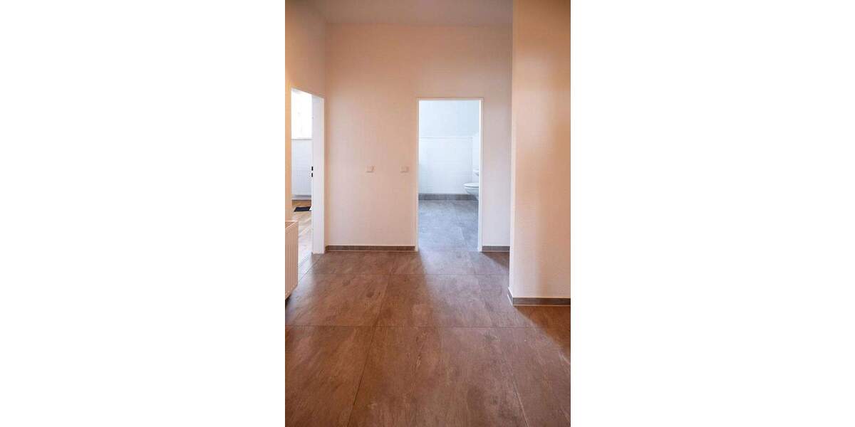 Erstklassige Lage am Rhein - Charmantes Altbauflair für Individualisten - teilmöbliert 2 zimmer