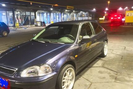 Honda Civic 155.538 km 7.800 &euro; Gelsenkriche 45889
