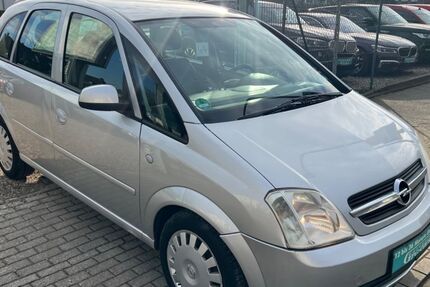 Opel Meriva 117.000 km 1.999 € Essen 45355
