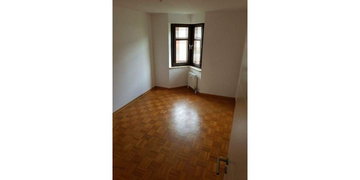 Etagenwohnung Moers Moers-Mitte - 3 Zimmer, 80 m&sup2;, 199.000&euro; | Angebot:24547448