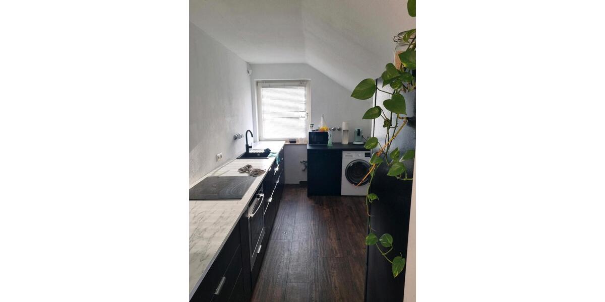 Dachgeschoßwohnung Wesel - 3.5 Zimmer, 96 m&sup2;, 960&euro; | Angebot:26123571