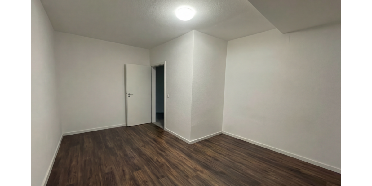 Helle renovierte Dachgeschoss 5 Zimmer Wohnung in Bochum Wattenscheid mit guter Anbindung - Etagenwohnung Bochum Günnigfeld | Angebot:24700175