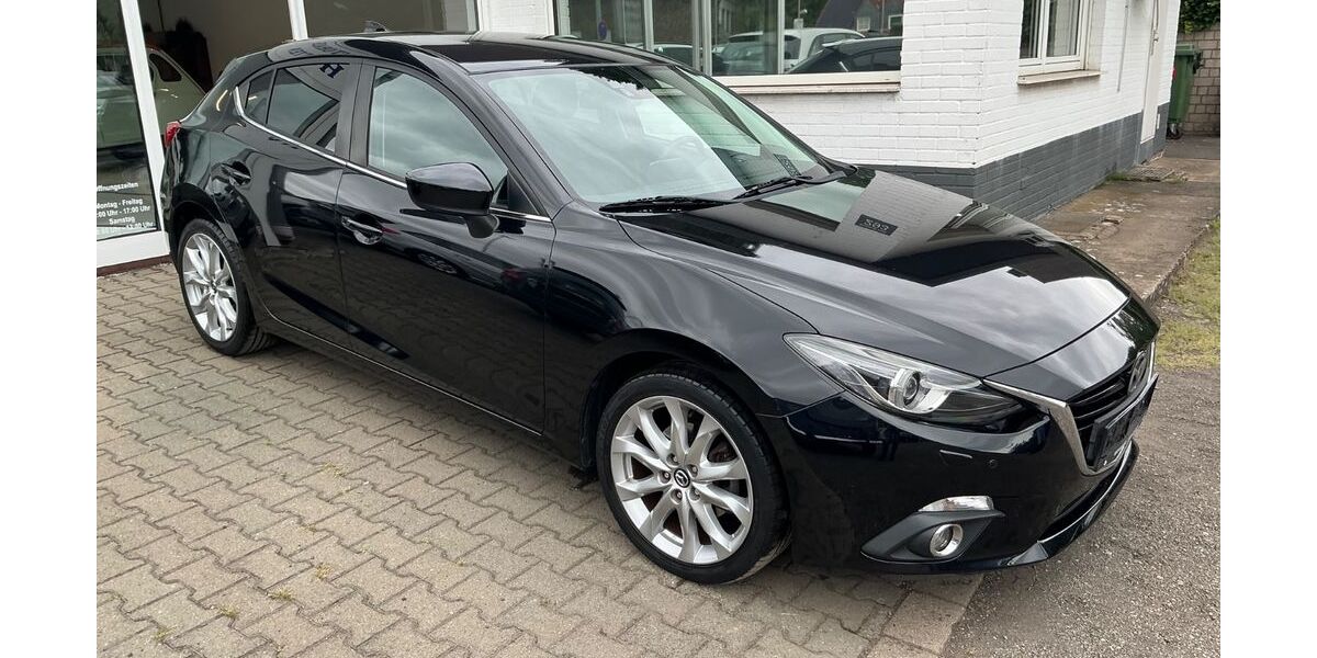 Mazda 3 107.000 km 11.450 &euro; Moers 47447