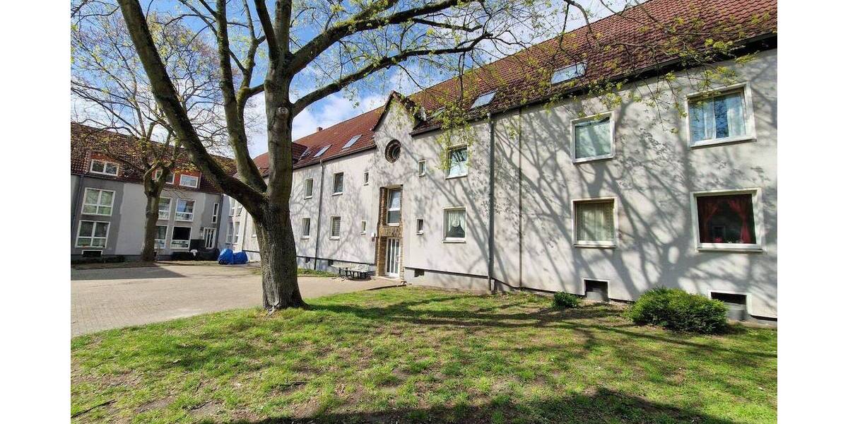 So gemütlich - schöne 2-Zimmer-Wohnung im Dachgeschoss, 1 Nettokaltmiete frei (2. Monat) 2 zimmer