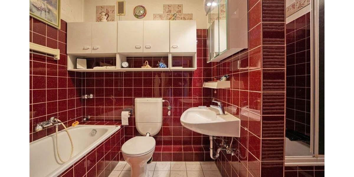 Mehrfamilienhaus, Wohnhaus Bochum Wiemelhausen - 9 Zimmer, 275 m&sup2;, 695.000&euro; | Angebot:25567204