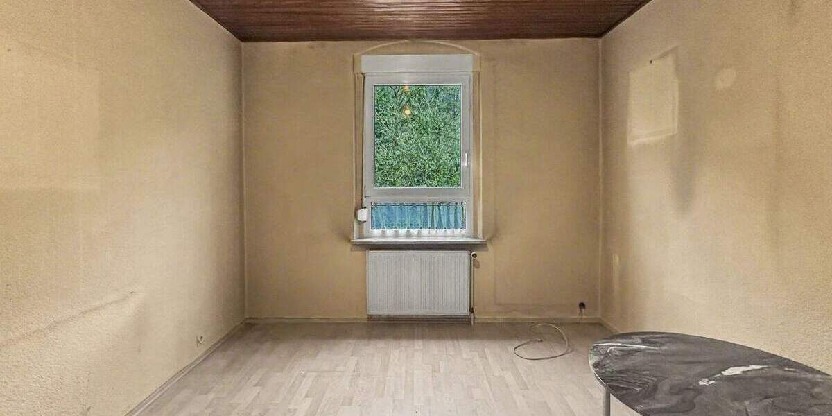 Kleines Haus, große Möglichkeiten - Doppelhaushälfte (ETW) mit Hof & Garten in Wülfrath 3 zimmer