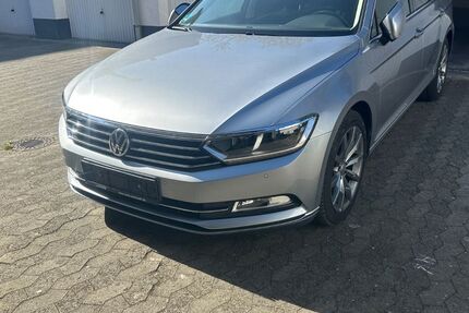 VW Passat 108.500 km 18.499 &euro; Gelsenkirchen 45889