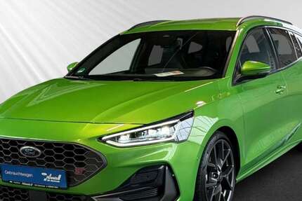 Ford Focus 52.417 km 29.990 &euro; Oberhausen 46145