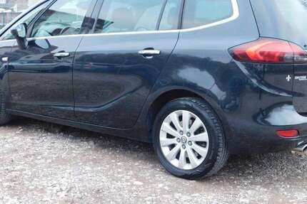 Opel Zafira 204.483 km 3.699 &euro; Mülheim an der Ruhr 45473