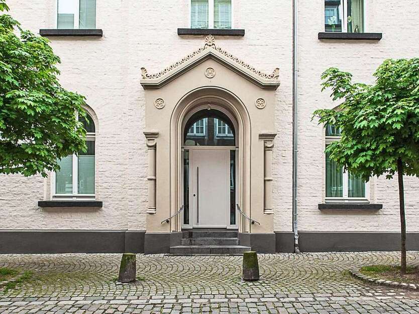 Wohnung zum Kaufen in Düsseldorf 1.390.000 € 127 m²