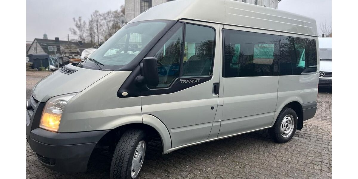 Ford Transit 128.000 km 8.400 &euro; Bochum 44805
