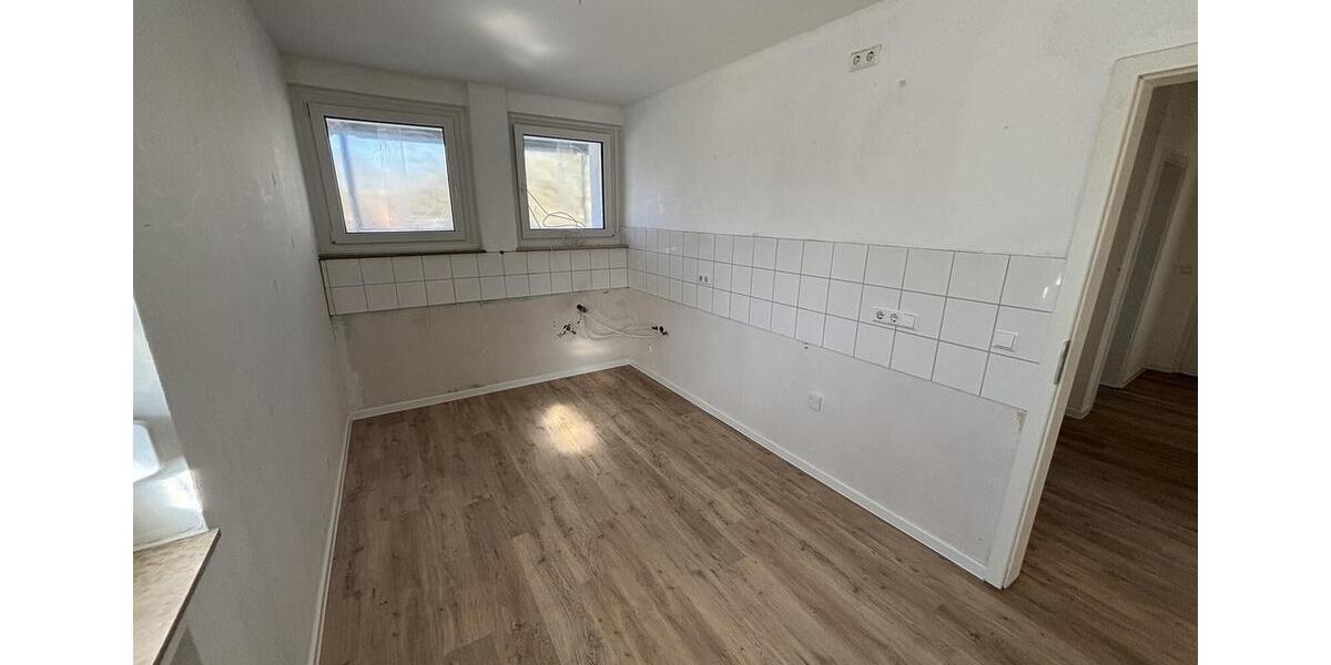 Etagenwohnung Moers Rheinkamp - 2.5 Zimmer, 68 m&sup2;, 561&euro; | Angebot:25423594