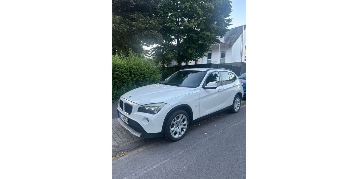 BMW X1 207.000 km 4.900 &euro; Duisburg 47178