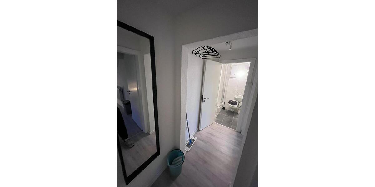 Möblierte Wohnung im 5-Parteienhaus mit Gemeinschaftsterrasse 1 zimmer