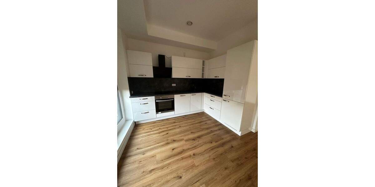 Terrassenwohnung Krefeld Stadtmitte - 4 Zimmer, 132 m&sup2;, 1.500&euro; | Angebot:25429653