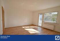 Möbel rein und fertig. Frisch sanierte 3-Raum Wohnung mit Balkon in Duisburg-Overbruch