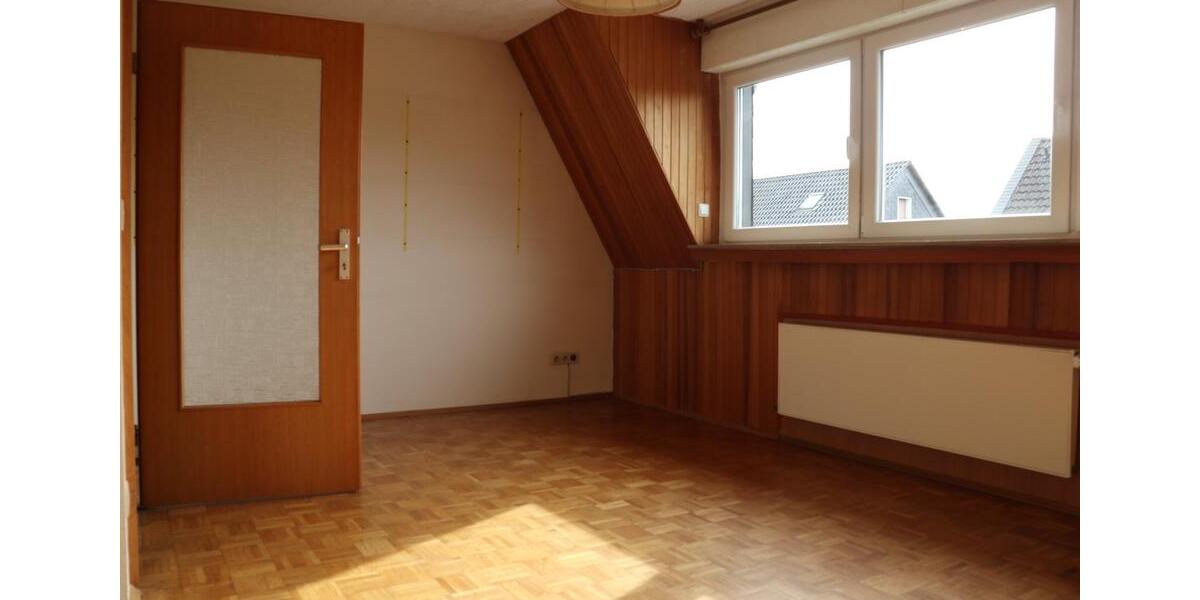 Reihenhaus Essen Stadtbezirk VIII - 6 Zimmer, 170 m&sup2;, 480.000&euro; | Angebot:26944775