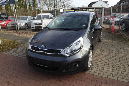 Kia Rio 161.000 km 3.750 &euro; Duisburg 47249