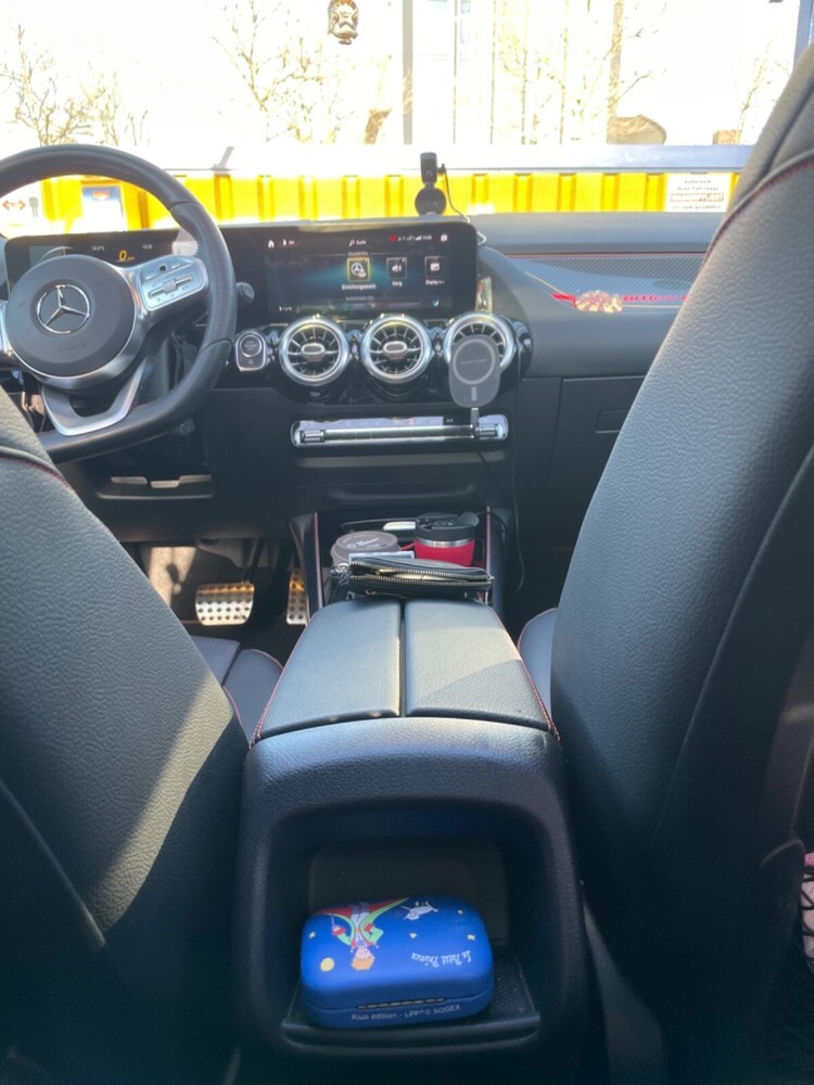 Mercedes-Benz GLA-Klasse 60.000 km 45.000 € Düsseldorf 40213